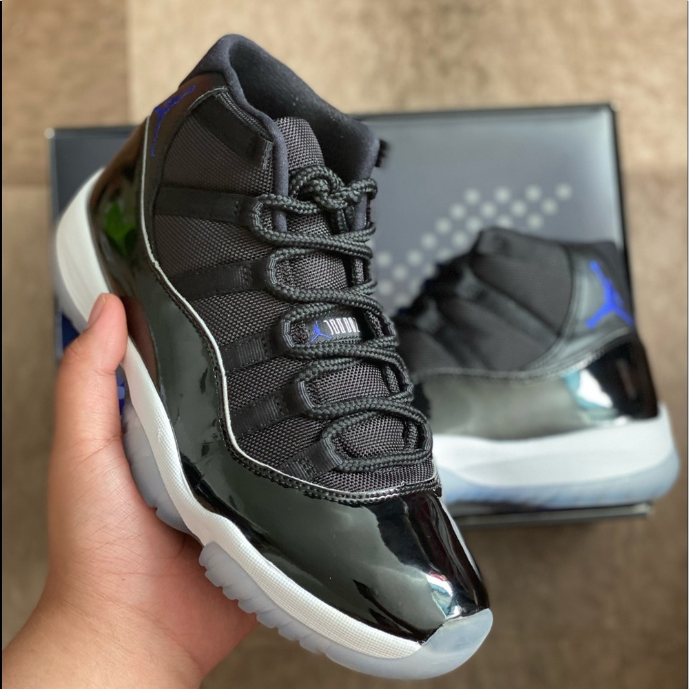 Jordan 11 retro “Space Jam” 2016